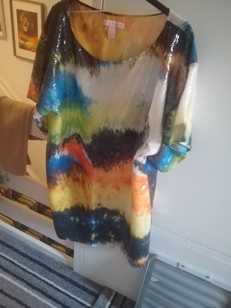 image for Sparkly dress 