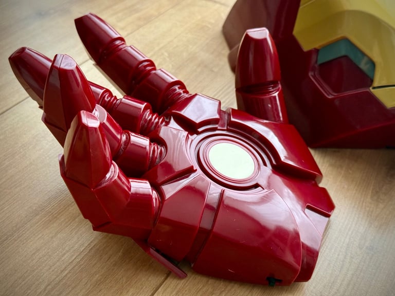 Iron Man 3D Deco Light - Mask and Hand