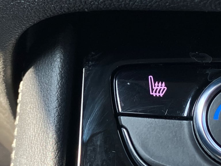 2022 Vauxhall Grandland 1.2 Turbo Ultimate 5dr Hatchback PETROL Manual