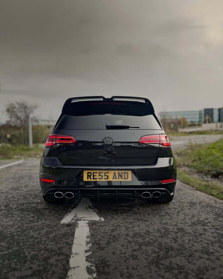 Volkswagen, GOLF, Hatchback, 2017, Semi-Auto, 1984 (cc), 5 doors