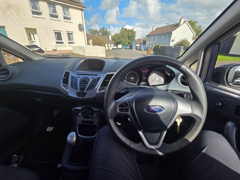 Ford, FIESTA, Hatchback, 2012, Manual, 1242 (cc), 3 doors full Ford stamped service history.