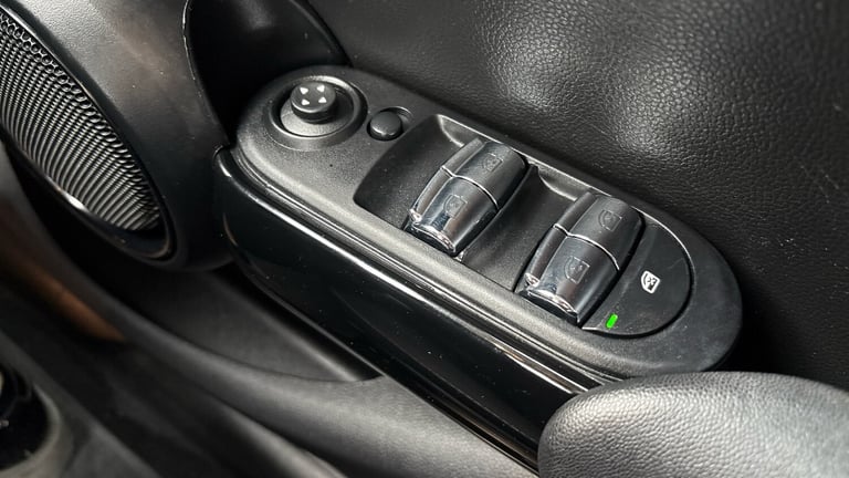 2021 MINI Hatch 1.5 Cooper Classic 5dr HATCHBACK PETROL Manual