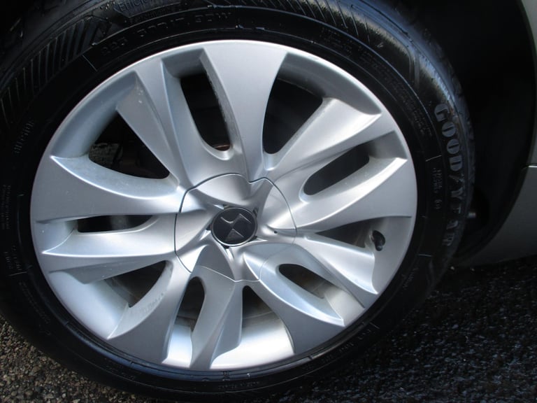 2016 DS Automobiles DS 5 1.6 BlueHDi Elegance Euro 6 (s/s) 5dr HATCHBACK Diesel Manual