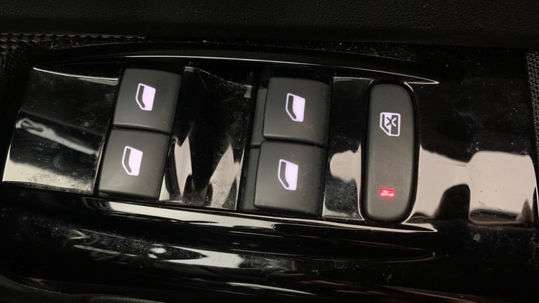 2022 Citroen C3 1.2 PureTech Saint James Hatchback 5dr Petrol Manual Euro 6 (s/s) (83 ps) Hatchba...