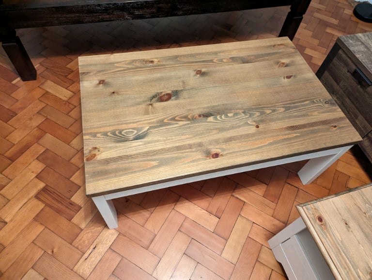 image for Solid pine coffee table