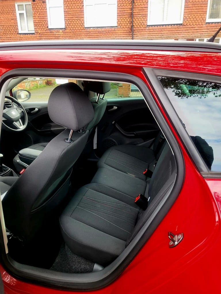 Seat, IBIZA, Estate, 2012, Manual, 1199 (cc), 5 doors