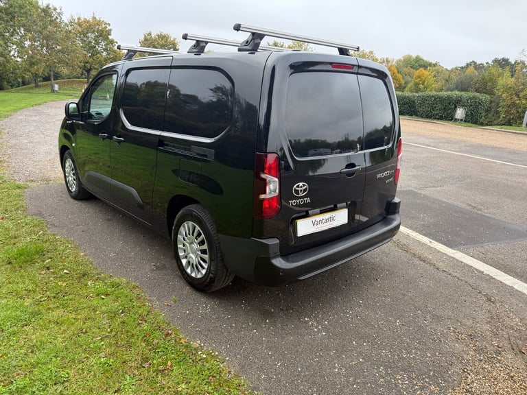 22 TOYOTA PROACE CITY ICON 50KWH AUTO APPLE CAR PLAY LWB ELECTRIC APPLE 