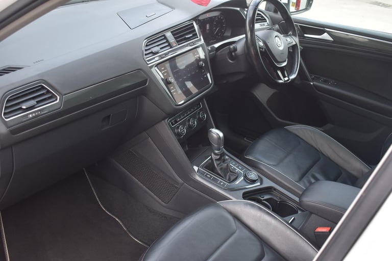 2017 Volkswagen Tiguan 2.0 TDI SEL DSG 4Motion Euro 6 (s/s) 5dr ESTATE Diesel Automatic