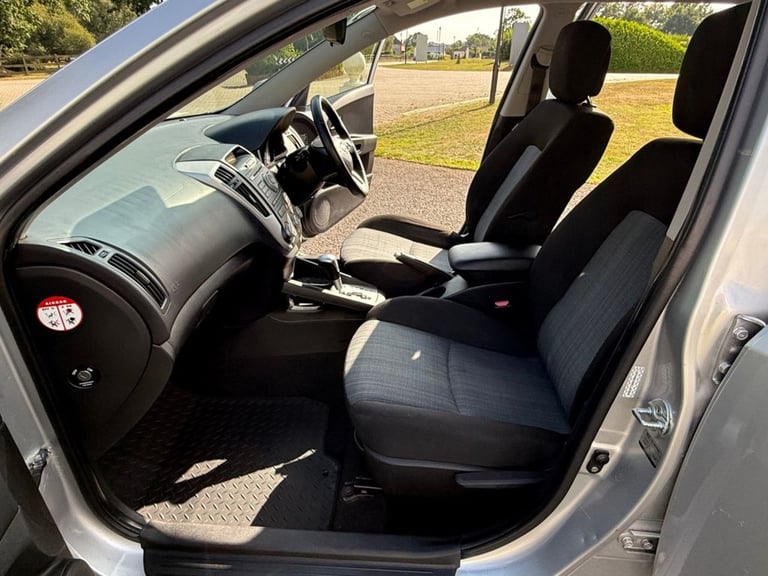 2012 Kia Ceed 1.6 CRDi 2 Sports Wagon 5dr Diesel Auto Euro 5 (113 bhp) Estate Diesel Automatic