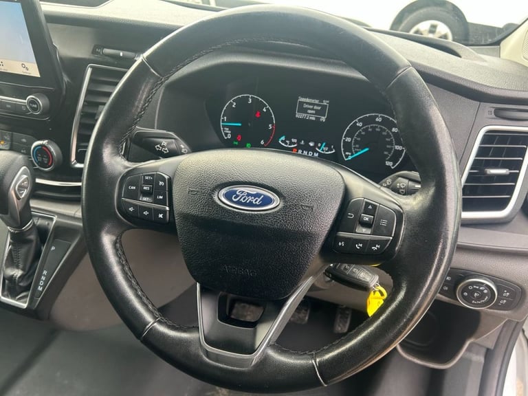 2018 68 FORD TRANSIT CUSTOM 2.0 300 ECOBLUE LIMITED PANEL VAN 5DR DIESEL AUTO L1