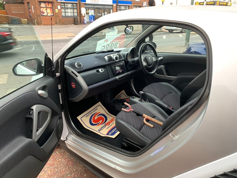 image for 2012 smart fortwo Pure mhd 2dr Auto [61] COUPE Petrol Automatic