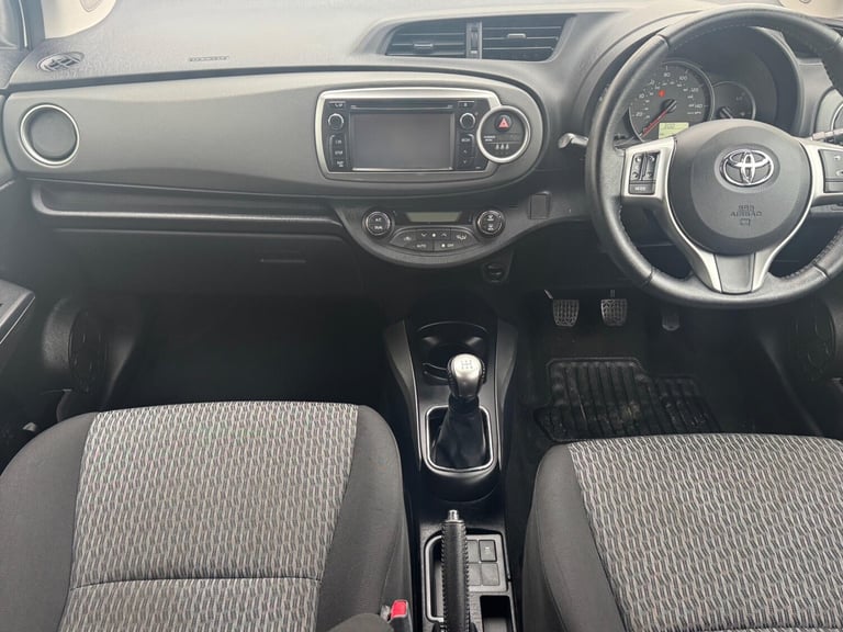 2014 Toyota Yaris 1.0 VVT-i Icon Plus Euro 5 5dr HATCHBACK Petrol Manual