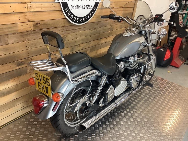 Triumph Bonneville 790 AMERICA