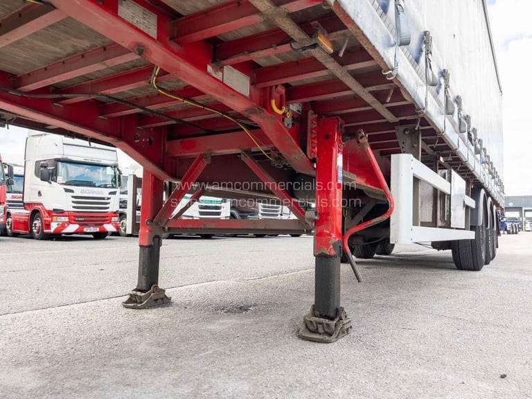 LAWRENCE DAVID 4224MM CURTAINS SIDE TRAILER