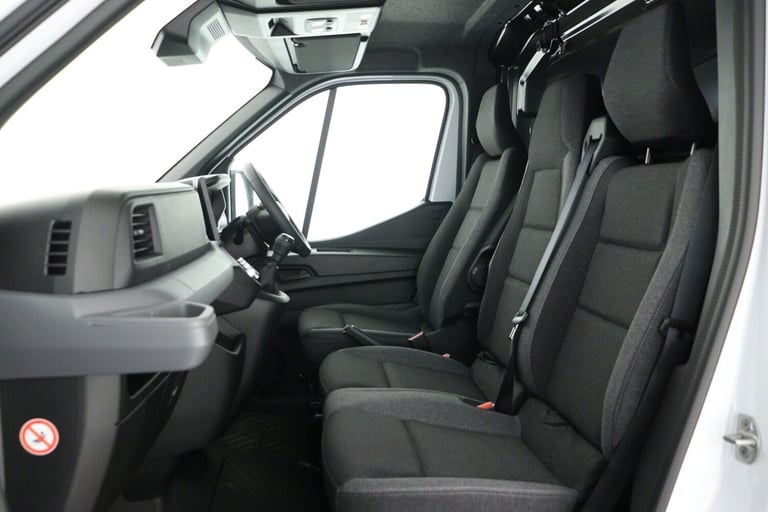 2025 Renault Master LM35 Blue dCi 150 Advance Medium Roof Van Auto PANEL VAN DIESEL Automatic