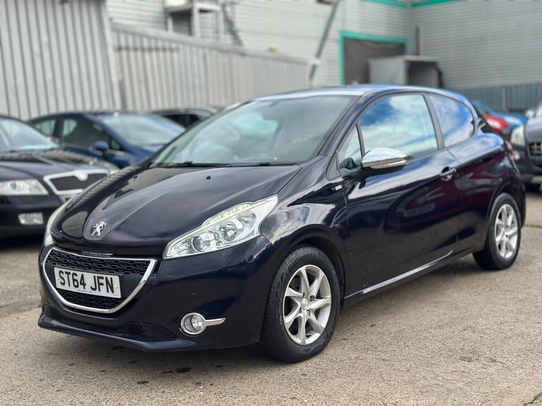 2014 Peugeot 208 1.2 VTi PureTech Style Euro 5 3dr HATCHBACK Petrol Manual