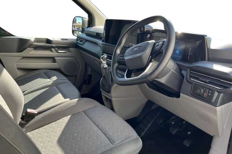 2024 Ford Transit Custom 2.0 EcoBlue 136ps H1 Van Limited PANEL VAN DIESEL Manual