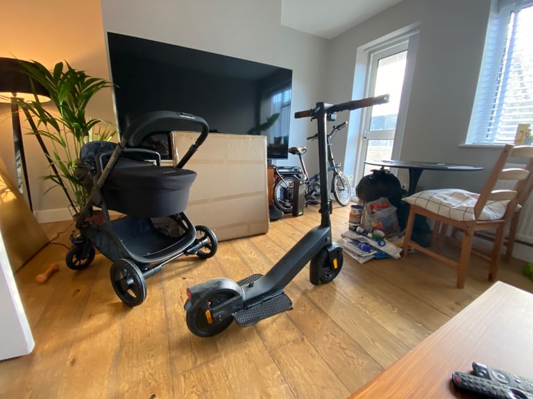Electric Scooter Pure x Mclaren Black £230 bought for £799 in March…