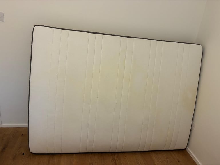 IKEA HÖVÅG Double Mattress + Protector – Good Condition
