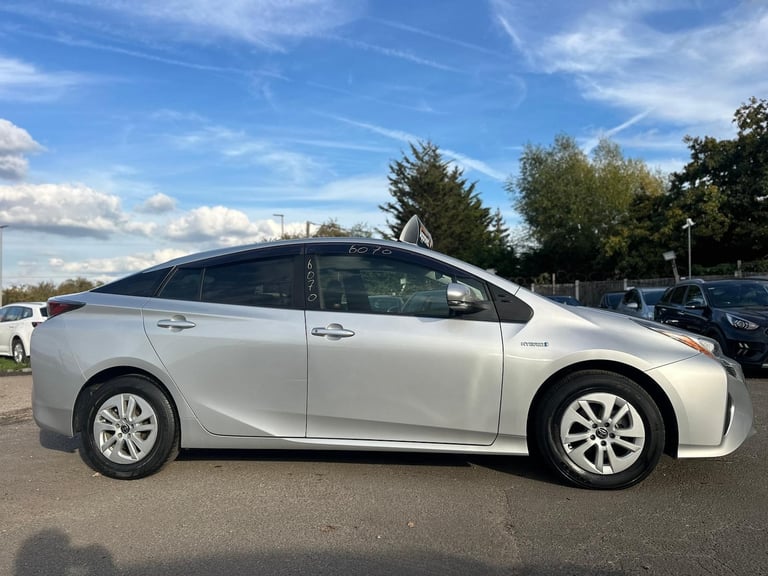 2018 Toyota Prius 1.8 Hybrid Automatic 5dr 5 Seats Hatchback Petrol/Electric Hybrid Automatic