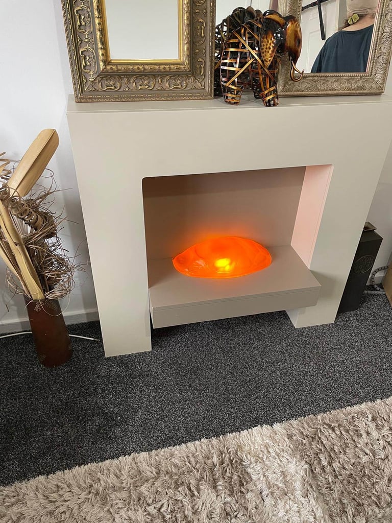 Living /Bedroom/Lounge Bedroom Fireplace Home furniture Decor Fireplace Pet free HOME 