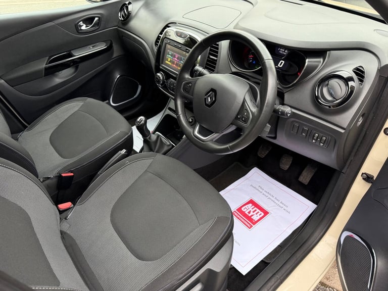 2016 Renault Captur 1.5 dCi ENERGY Dynamique Nav Euro 6 (s/s) 5dr HATCHBACK Diesel Manual