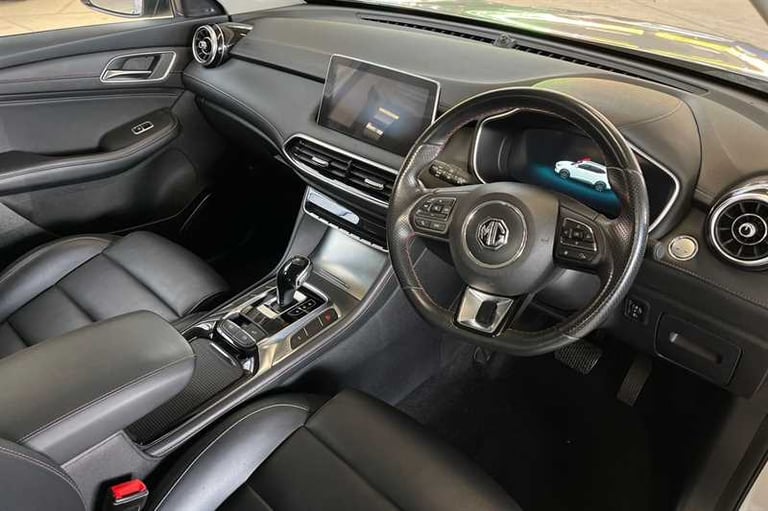 2023 MG MG HS 1.5 T-GDI PHEV SE 5dr Auto ESTATE PETROL/ELECTRIC Automatic