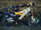 New BOSS Stealth 20-inch Kids Junior Full Suspension Disc Brake Bike - RRP £229.99