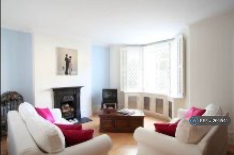 2 bedroom flat in Barry Road, London, SE22 (2 bed) (#2661545)