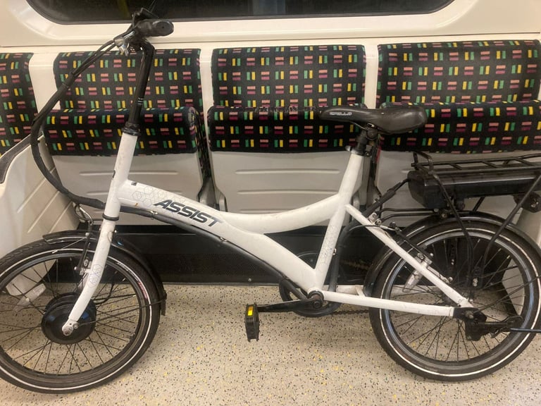 image for Electric bike fold-able racer hybrid charger battery fully working tested can deliver 