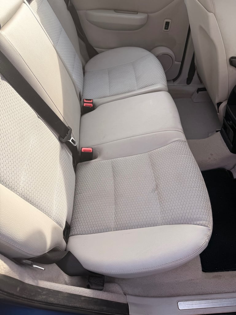 2010 Mercedes-Benz A-Class A160 CDI BlueEFFICIENCY Avantgarde SE 5dr HATCHBACK Diesel Manual