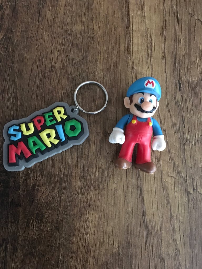 Toy figure and keyring 
