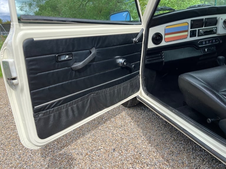 ROVER MINI PAUL SMITH RARE INVESTABLE CLASSIC MINI 1300 AUTOMATIC 1 OF 1800 MADE