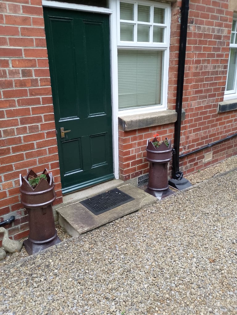 Edwardian crown chimney pots.