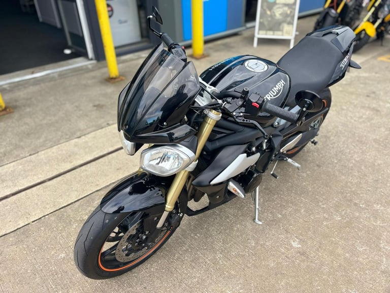 2016 Triumph Street Triple 675