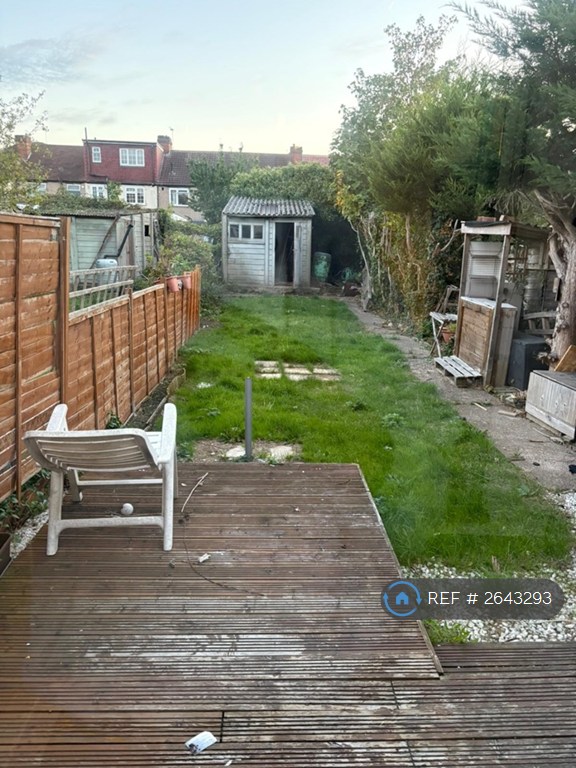 3 bedroom house in Westcombe Avenue, Croydon, CR0 (3 bed) (#2643293)