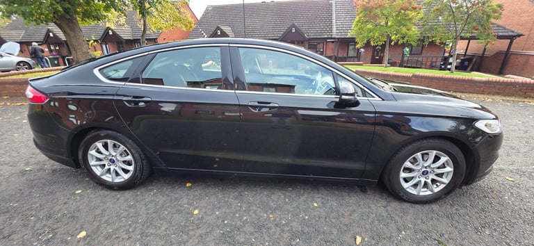 2018 Ford Mondeo 2.0 TDCi ECOnetic Zetec Edition 5dr HATCHBACK Diesel Manual