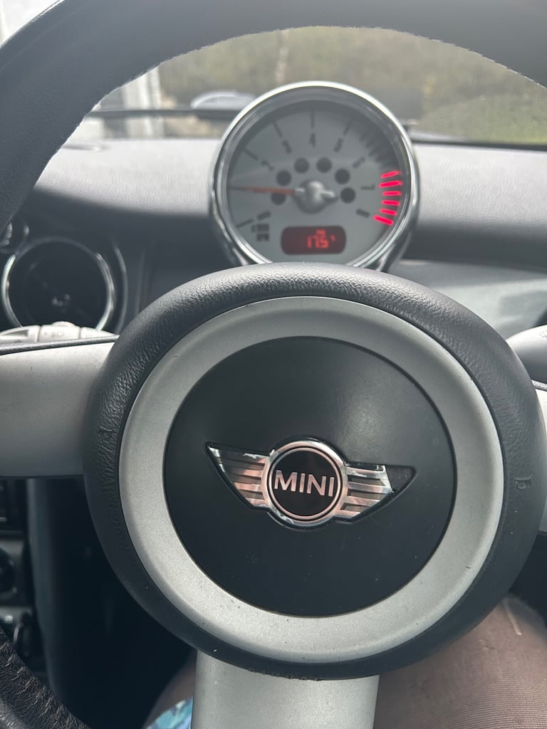 Mini, CONVERTIBLE, 2007, Manual, 1598 (cc), 2 doors