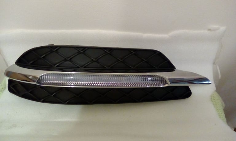 BRAND NEW MERCEDES BENZ  DAYTIME RUNNING LIGHT