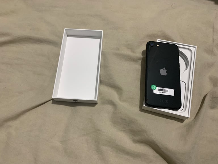 APPLE IPHONE SE 2ND GEN 64GB UNLOCKED LIKE NEW