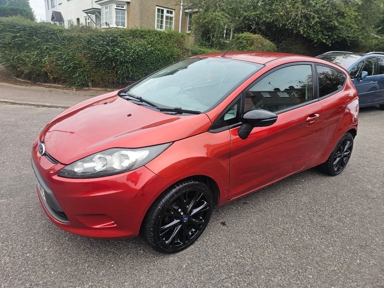 fiesta 1.2 F.S.H NEW CAMBELT AN CLUTCH LONG MOT JULY 26 DRIVES PERFECT 1.2 