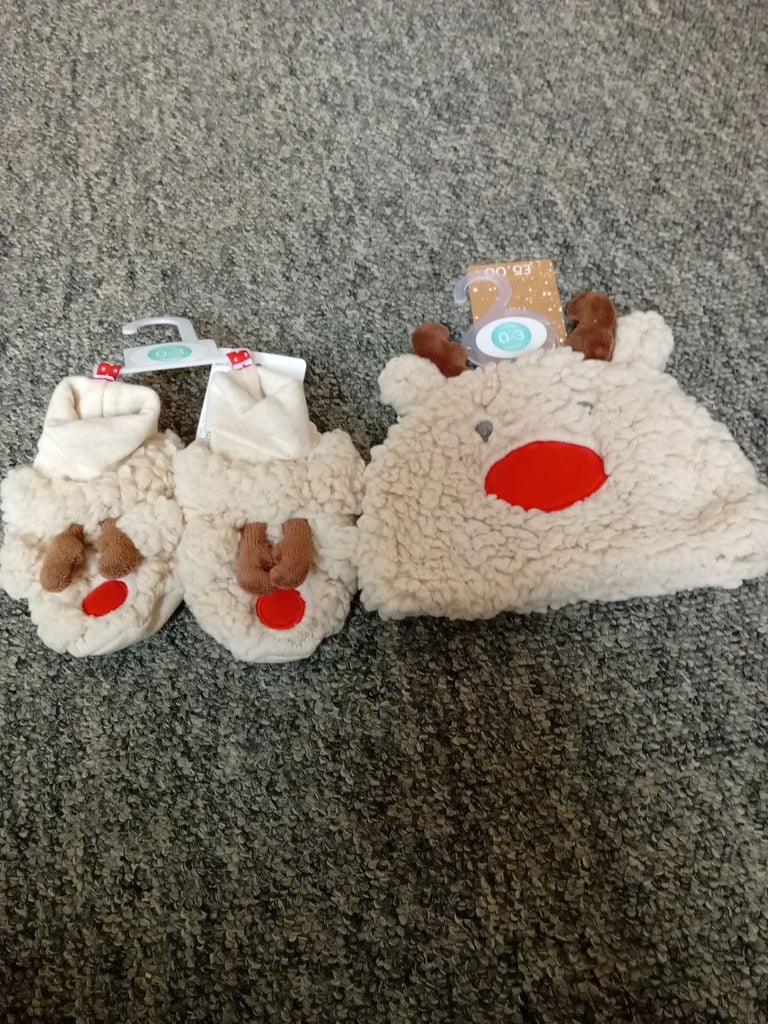 image for Rudolph hat and booties 0-3 months