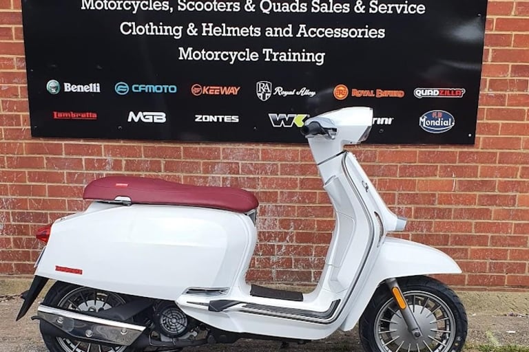 image for Lambretta V 125cc |Modern Classic Retro Style Moped| For Sale | Best Scooter