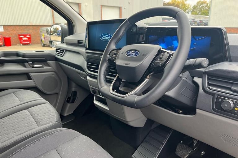 2025 Ford Transit Custom 2.5 PHEV 232ps H1 Double Cab Van Limited Auto PANEL VAN PETROL/ELECTRIC ...