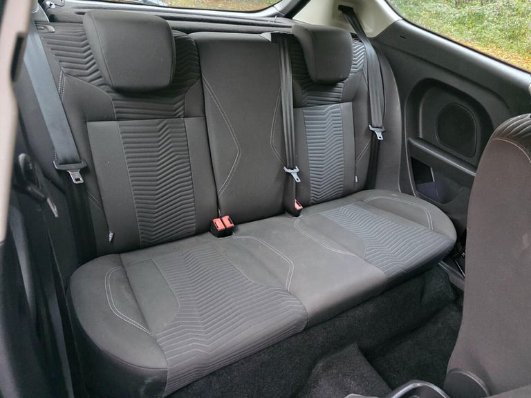 2016 Ford Fiesta 1.0T EcoBoost Zetec Euro 6 (s/s) 3dr HATCHBACK Petrol Manual