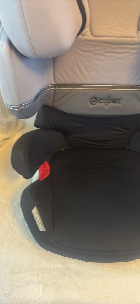 Cybex child’s car seat rrp £178 in vgc £60