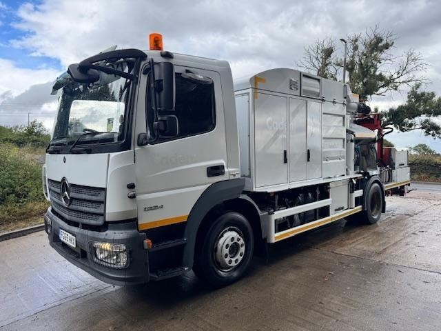 2015 65 Mercedes Atego 1324 E6 RSP vacuum excavator with coring rig
