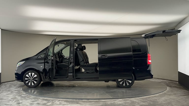 2022 Mercedes-Benz Vito 2.0 114 CDI SELECT Tourer Double Cab 5dr Diesel G-Tronic RWD L3 Euro 6 (s...