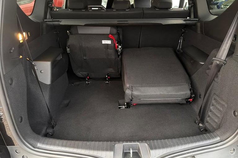 2025 Dacia Jogger 1.6 HEV Extreme 5dr Auto MPV PETROL/ELECTRIC Automatic