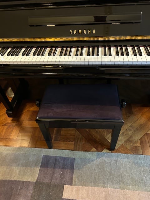 Yamaha piano U30A in mint condition